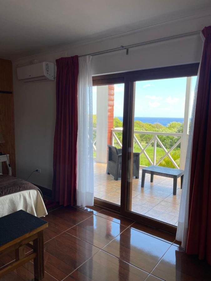 Teanehi Bed & Breakfast 앙가로아 외부 사진