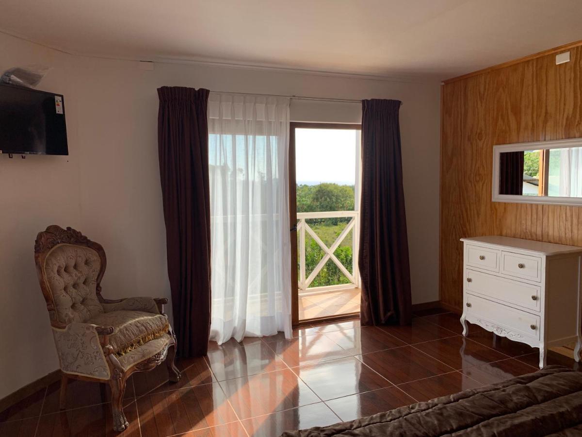 Teanehi Bed & Breakfast 앙가로아 외부 사진