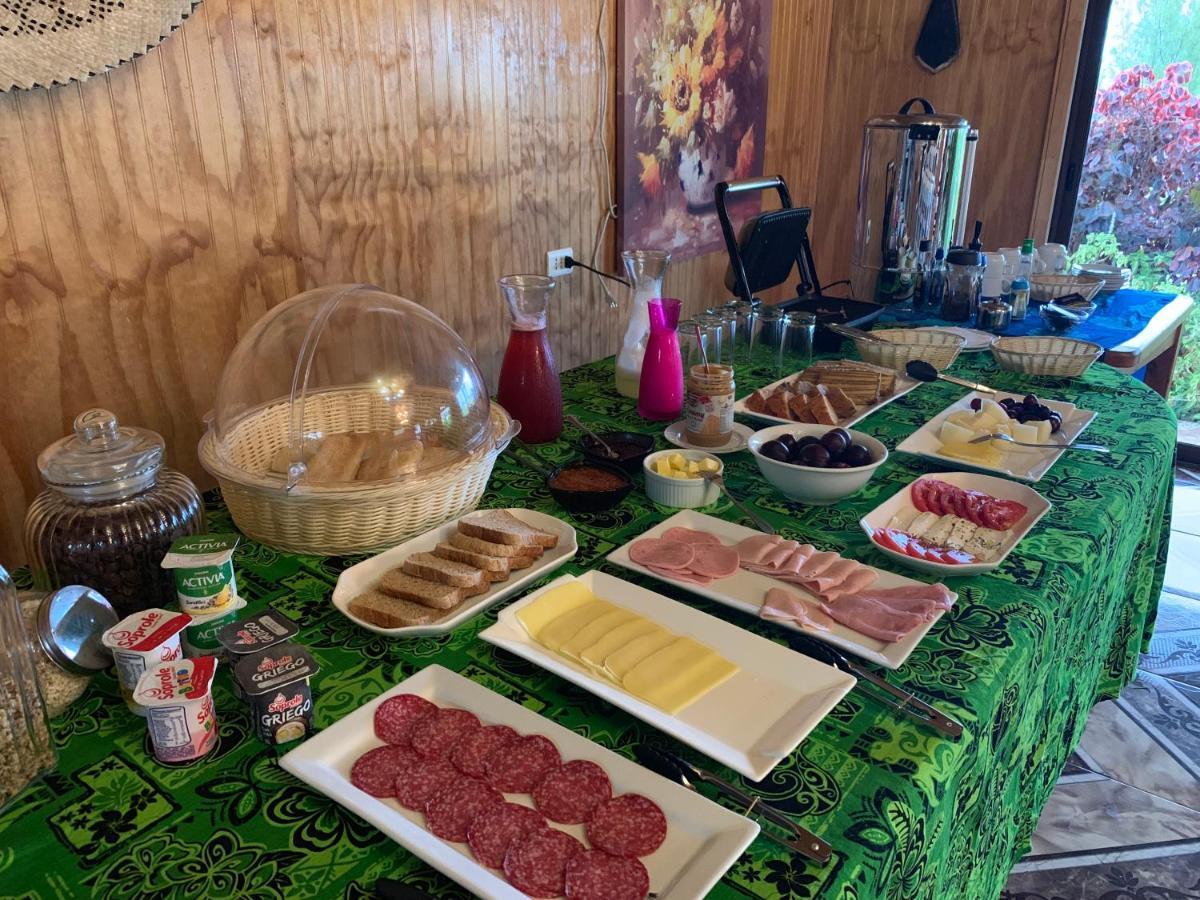 Teanehi Bed & Breakfast 앙가로아 외부 사진